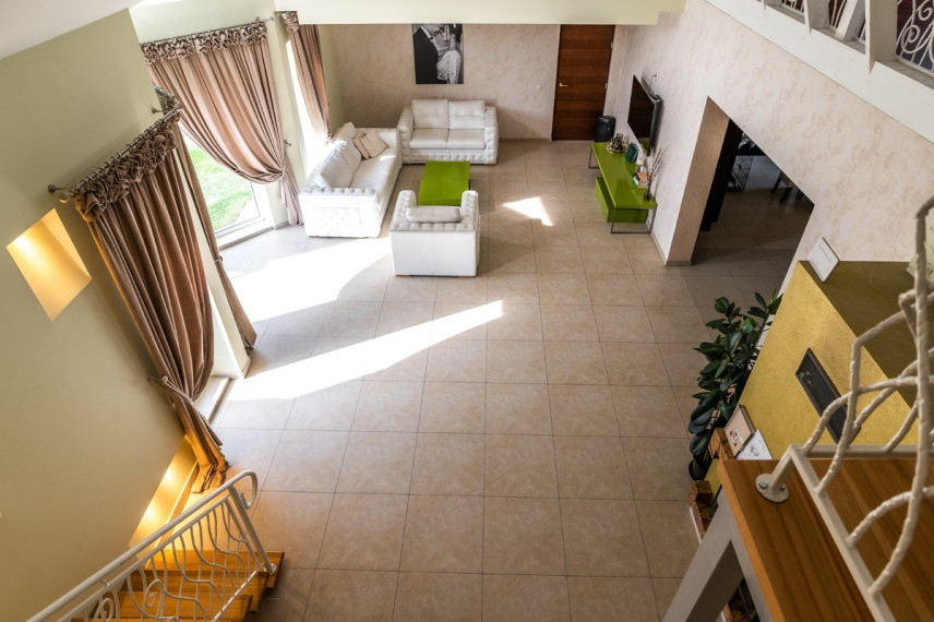Parduodamas namas Smilgų g., Reivyčių k., Mažeikių r. sav., 269.27 m2 ploto, 1 aukštai 15