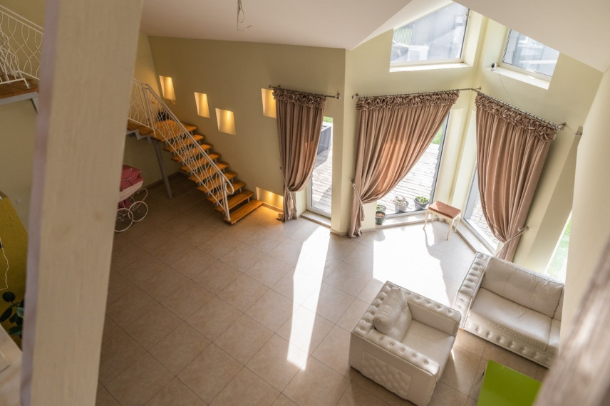 Parduodamas namas Smilgų g., Reivyčių k., Mažeikių r. sav., 269.27 m2 ploto, 1 aukštai 17