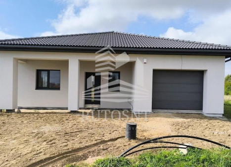 Parduodamas namas Gargždų m., Klaipėdos r. sav., 142.49 m² ploto 4 kambariai