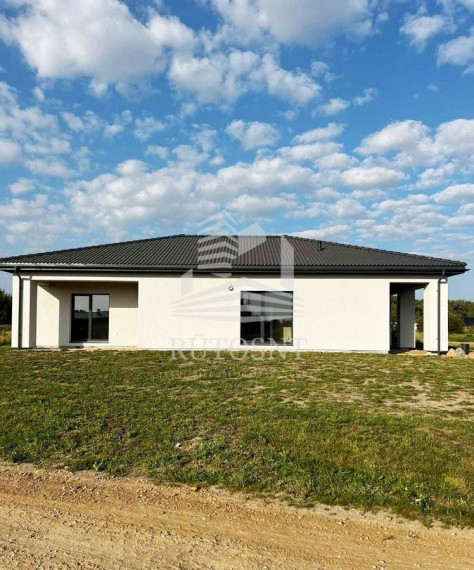 Parduodamas namas Gargždų m., Klaipėdos r. sav., 142.49 m² ploto 4 kambariai 5