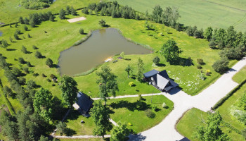 Parduodamas namas Abukauskinės k., Panevėžio r. sav., 215 m² ploto 6 kambariai 5