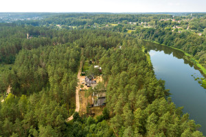Parduodamas namas Meletų g., Bratoniškių k., Vilniaus r. sav., 659.00 m² ploto 5 kambariai 3