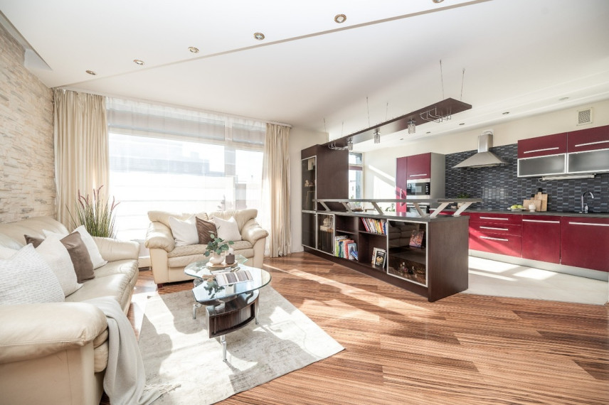 Parduodamas butas Justiniškių g., Justiniškės, Vilniaus m., Vilniaus m. sav., 70 m2 ploto, 2 kambariai 2