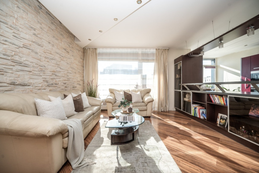 Parduodamas butas Justiniškių g., Justiniškės, Vilniaus m., Vilniaus m. sav., 70 m2 ploto, 2 kambariai 4