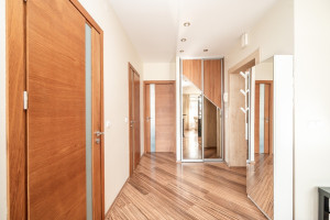 Parduodamas butas Justiniškių g., Justiniškės, Vilniaus m., Vilniaus m. sav., 70 m2 ploto, 2 kambariai 20