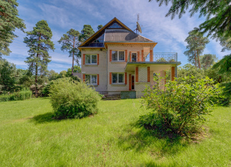 Parduodamas namas Vilniaus g., Švenčionėlių m., Švenčionių r. sav., 192.06 m2 ploto, 2 aukštai