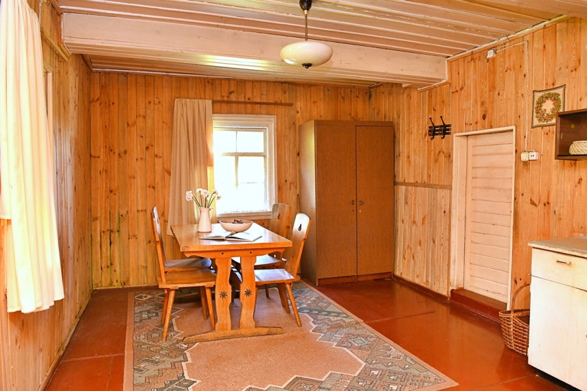 Parduodamas namas Melninkų k., Ignalinos r. sav., 70.84 m2 ploto, 1 aukštai 11