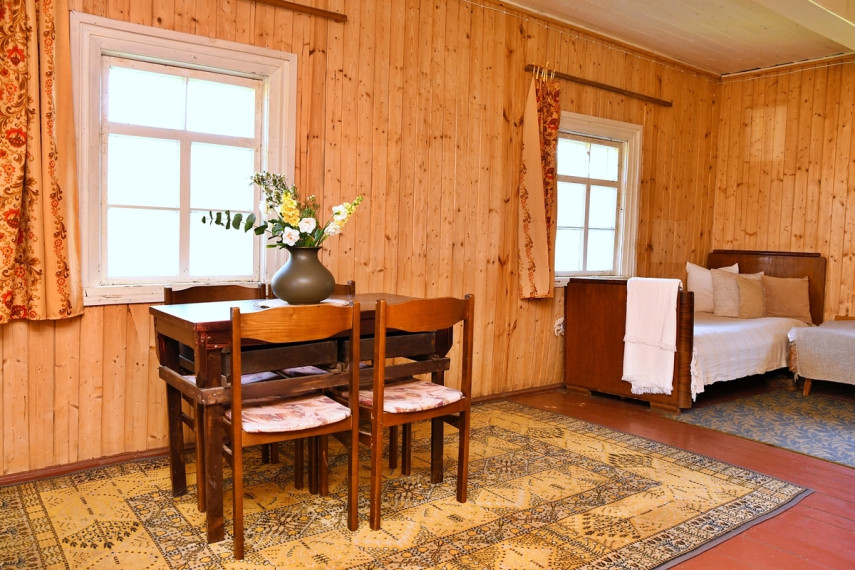 Parduodamas namas Melninkų k., Ignalinos r. sav., 70.84 m2 ploto, 1 aukštai 13