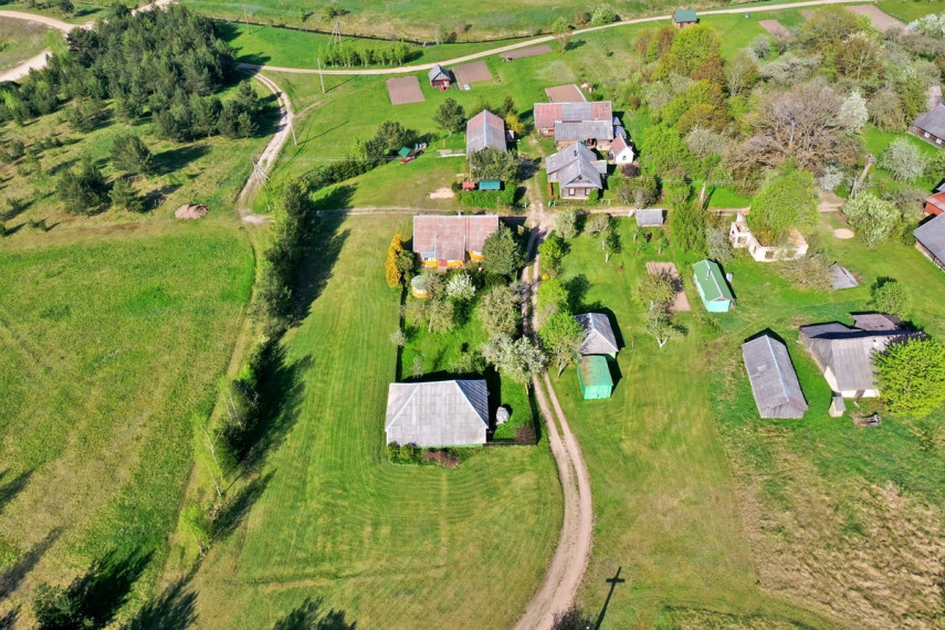 Parduodamas namas Melninkų k., Ignalinos r. sav., 70.84 m2 ploto, 1 aukštai 18