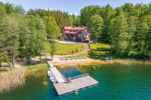 Parduodamas namas Ežero g., Klykių k., Utenos r. sav., 763.87 m2 ploto, 2 aukštai 1