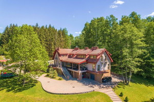 Parduodamas namas Ežero g., Klykių k., Utenos r. sav., 763.87 m2 ploto, 2 aukštai 3