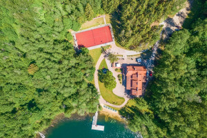 Parduodamas namas Ežero g., Klykių k., Utenos r. sav., 763.87 m2 ploto, 2 aukštai 23