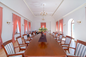 Parduodamos administracinės patalpos Maironio g., Kupiškio m., Kupiškio r. sav., 266 m2 ploto 4