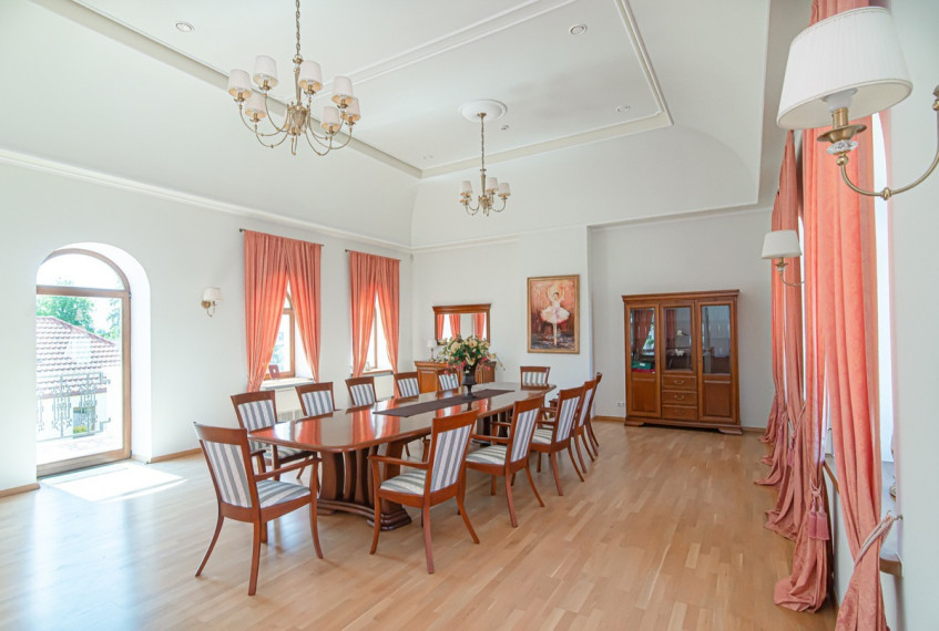 Parduodamos administracinės patalpos Maironio g., Kupiškio m., Kupiškio r. sav., 266 m2 ploto 6