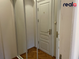 Nuomojamas nuostabus prestižinis butas šv.Mykolo g., Senamiestyje, Vilniuje, 147 kv.m ploto, 5 kambariai 3