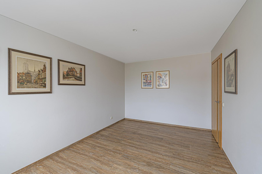 Parduodamas butas Medvėgalio g., Aukštieji Šančiai, Kauno m., Kauno m. sav., 80.57 m² ploto 4 kambariai 6