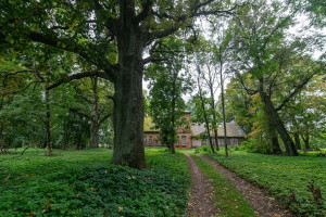 Parduodamas namas Ukmergės r. sav., Kurėnų k., Ežero g., 377.76 m2 ploto, 1 aukštai 2