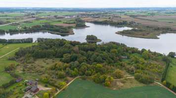 Parduodamas namas Ukmergės r. sav., Kurėnų k., Ežero g., 377.76 m2 ploto, 1 aukštai 22