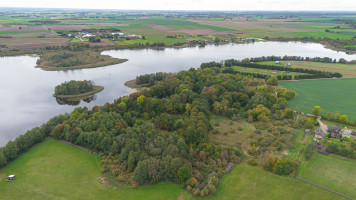 Parduodamas namas Ukmergės r. sav., Kurėnų k., Ežero g., 377.76 m2 ploto, 1 aukštai 27