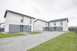Parduodamas namas Tujų g., Vijolių k., Šiaulių r. sav., 90.00 m² ploto 3 kambariai 1