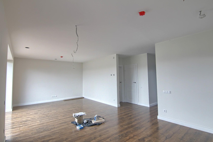 Parduodamas namas Tujų g., Vijolių k., Šiaulių r. sav., 90.00 m² ploto 3 kambariai 4