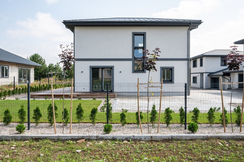 Parduodamas namas Mėtų g., Bajorų k., Vilniaus r. sav., 151 m2 ploto, 2 aukštai 4