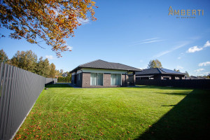 Parduodamas namas Lizdeikos g., Pabaliai, Šiaulių m., Šiaulių m. sav., 163.76 m² ploto 4 kambariai 2