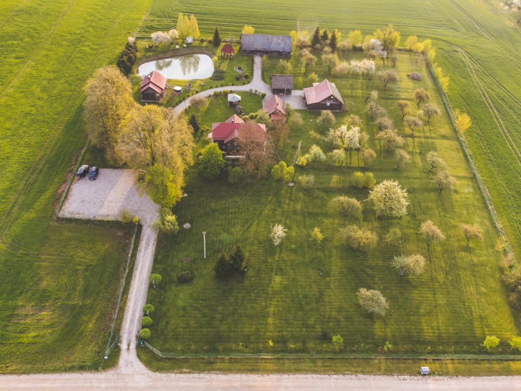 Parduodamas namas Varnakos g., Jaugeliškių k., Jonavos r. sav., 664.08 m² ploto 4 kambariai 19