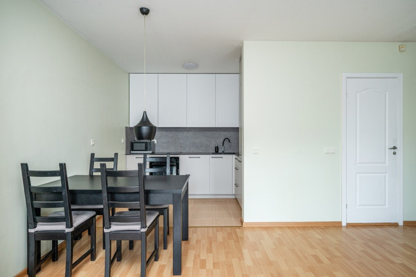 Nuomojamas butas Šeškinės g., Šeškinė, Vilniaus m., Vilniaus m. sav., 51 m2 ploto, 2 kambariai 6