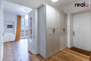 Nuomojamas stilingas,  trijų kambarių butas, A. Goštauto g. 13