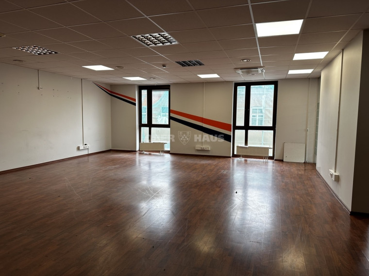 Nuomojamos administracinės patalpos Pylimo g., Senamiestis, Vilniaus m., Vilniaus m. sav., 200 m2 ploto 1