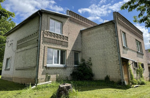 Parduodamas namas Plungės g., Milašaičių k., Plungės r. sav., 200 m² ploto 7 kambariai 11