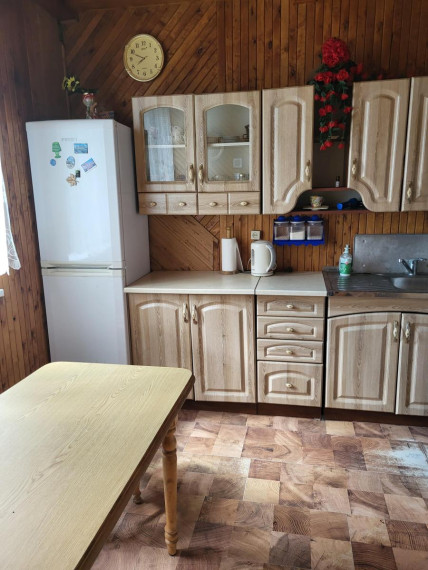 Parduodamas namas Plungės g., Milašaičių k., Plungės r. sav., 200 m² ploto 7 kambariai 4