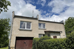 Parduodamas namas Plungės g., Milašaičių k., Plungės r. sav., 200 m² ploto 7 kambariai 10