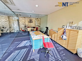 KOKYBIŠKAI ĮRENGTOS KOMERCINĖS PATALPOS CENTRE, 1 A., SU PARKAVIMO VIETOMIS 11
