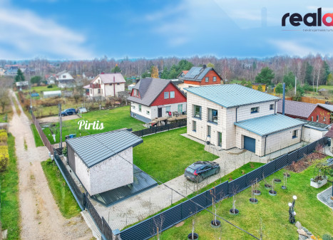 Parduodamas namas Užuežerės k., 159.4 kv.m ploto