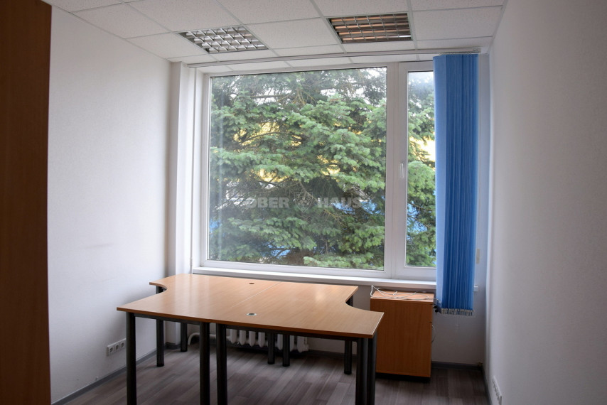 Nuomojamos administracinės, kitos paskirties patalpos Pramonės g. , Pabaliai, Šiaulių m., Šiaulių m. sav., 11 m2 ploto 1