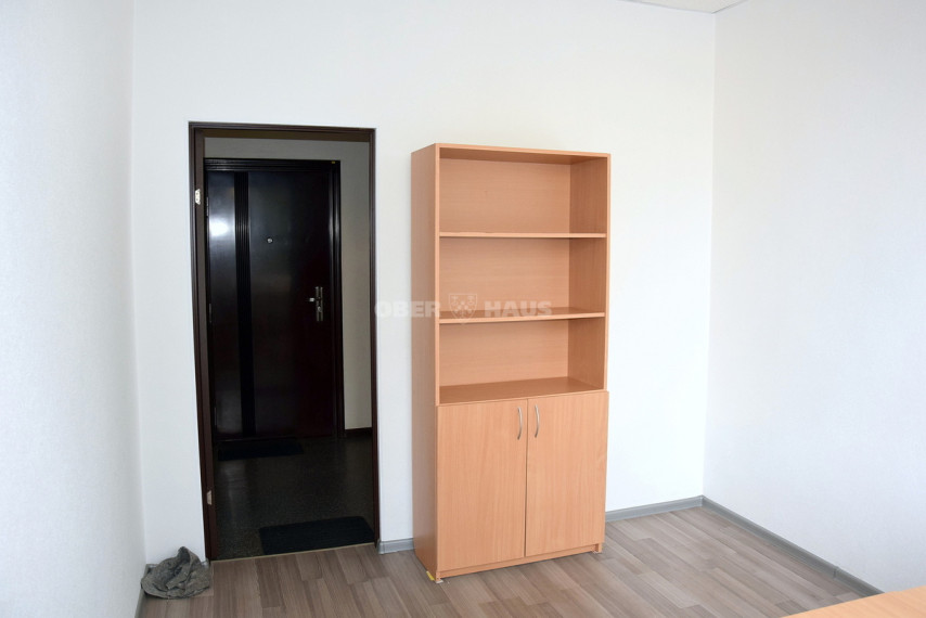 Nuomojamos administracinės, kitos paskirties patalpos Pramonės g. , Pabaliai, Šiaulių m., Šiaulių m. sav., 11 m2 ploto 6