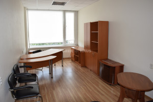 Nuomojamos administracinės, kitos paskirties patalpos Pramonės g. , Pabaliai, Šiaulių m., Šiaulių m. sav., 11 m2 ploto 12