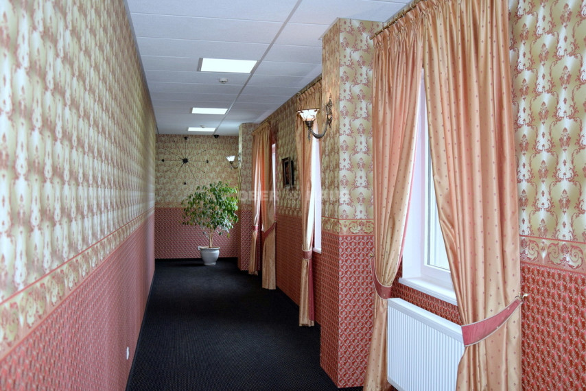 Parduodamos administracinės, gamybinės, kitos paskirties, maitinimo patalpos Žemaitijos g., Mažeikių m., Mažeikių r. sav., 1066.79 m2 ploto 4