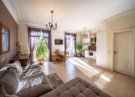 Trumpalaikė buto nuoma Varpo g., Centras, Šiaulių m., Šiaulių m. sav., 54.00 m² ploto 2 kambariai Trumpalaikė buto nuoma Varpo g., Centras, Šiaulių m., Šiaulių m. sav., 54.00 m² ploto 2 kambariai