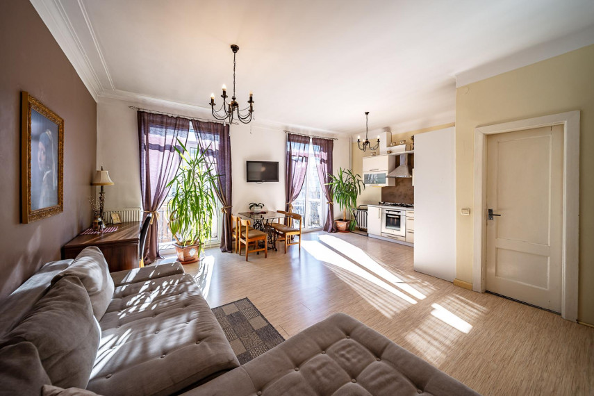 Trumpalaikė buto nuoma Varpo g., Centras, Šiaulių m., Šiaulių m. sav., 54.00 m² ploto 2 kambariai 1