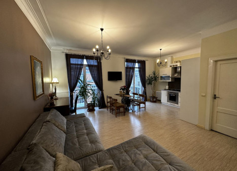 Trumpalaikė buto nuoma Varpo g., Centras, Šiaulių m., Šiaulių m. sav., 54 m² ploto 2 kambariai