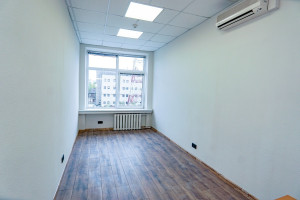 Nuomojamos administracinės, kitos paskirties, paslaugų, prekybos patalpos Anykščių g., Centras, Panevėžio m., Panevėžio m. sav., 13.8 m2 ploto 32
