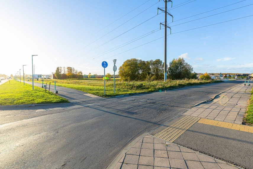 Parduodamas  sklypas Šiaulių m. sav., Šiaulių m., Aitvarų g.2, 69.03 a ploto 9