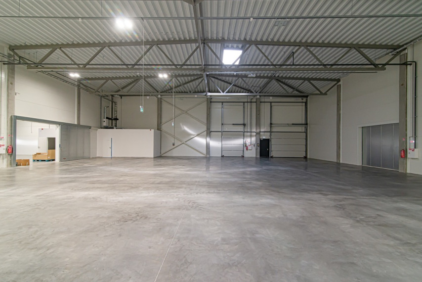 Nuomojamos administracinės, gamybinės, sandėliavimo patalpos Vilniaus r. sav., Budninkų k., Senasis Ukmergės kelias, 2700 m2 ploto 16