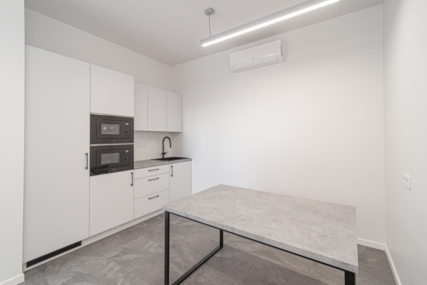 Nuomojamos administracinės, gamybinės, sandėliavimo patalpos Vilniaus r. sav., Budninkų k., Senasis Ukmergės kelias, 2700 m2 ploto 24
