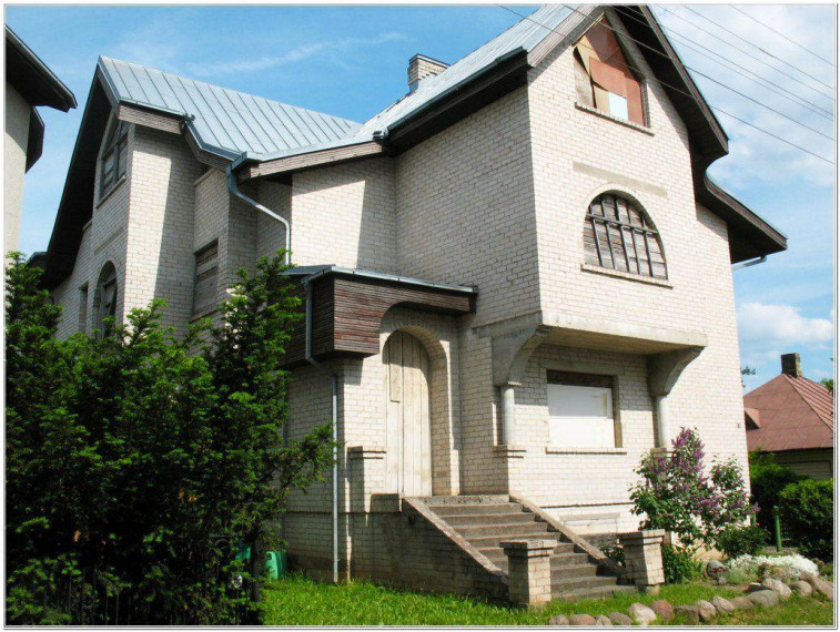 Parduodamas namas V. Svirskio g., Centras, Panevėžio m., Panevėžio m. sav., 512 m² ploto 7 kambariai 1