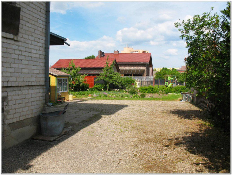 Parduodamas namas V. Svirskio g., Centras, Panevėžio m., Panevėžio m. sav., 512 m² ploto 7 kambariai 31