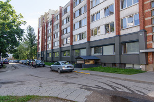 Nuomojamas butas Dariaus ir Girėno g., Naujininkai, Vilniaus m., Vilniaus m. sav., 18 m2 ploto, 1 kambariai 13